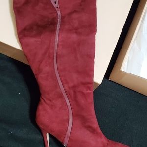 Burgandy heeled velvet boots